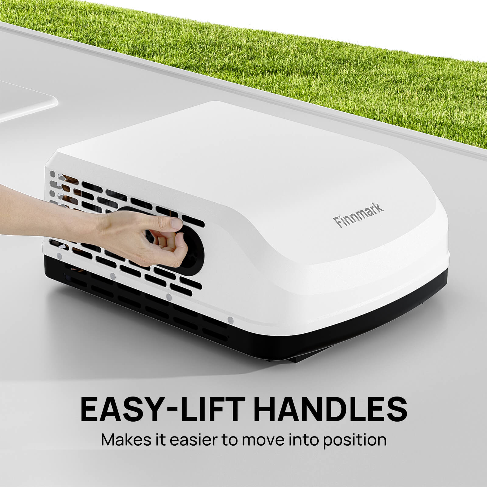 EASY-LIFT HANDLES
Makes installing the rooftop unit easier.
